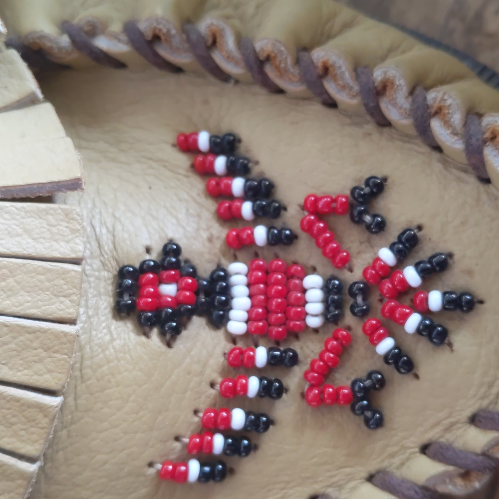 Minnetonka Moccasinsoccasins - Picture 6 of 8